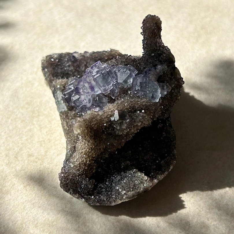 Calcedonio nero con Fluorite Blu